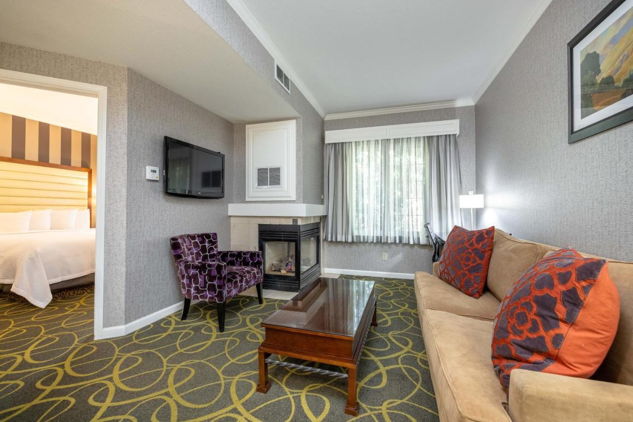 Best Western Plus Dixon Davis Dış mekan fotoğraf